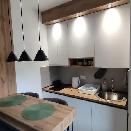 Gold Pine Titova زلاتيبور