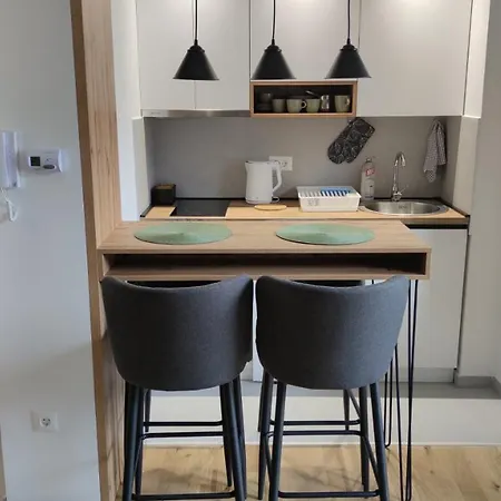 Gold Pine Titova شقة زلاتيبور