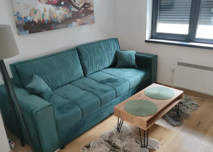 Appartement Gold Pine Titova *